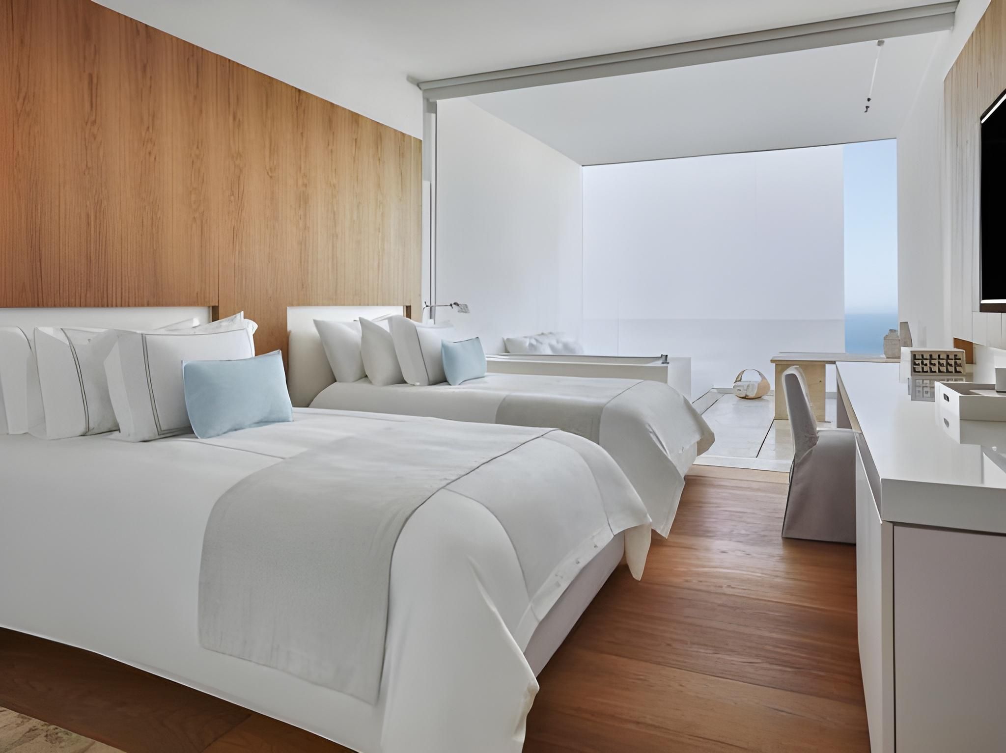 Ocean View Two Queen Beds