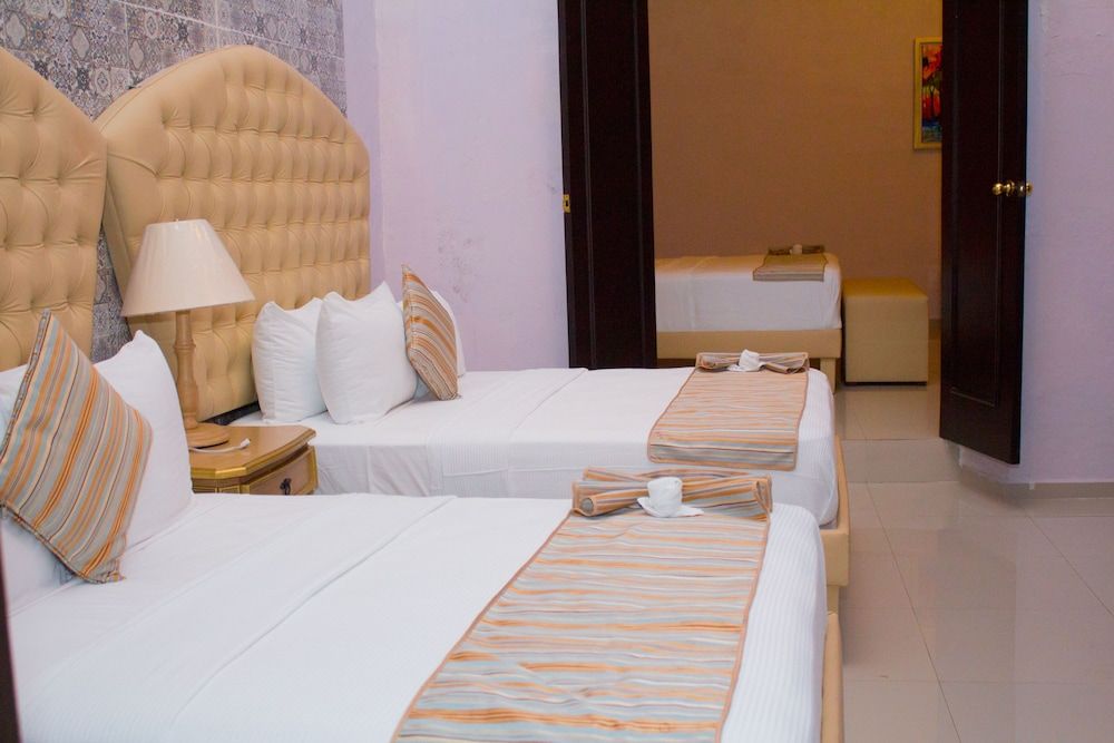Hotel Lavanda CAS Mérida Premium Room, Multiple Beds 2