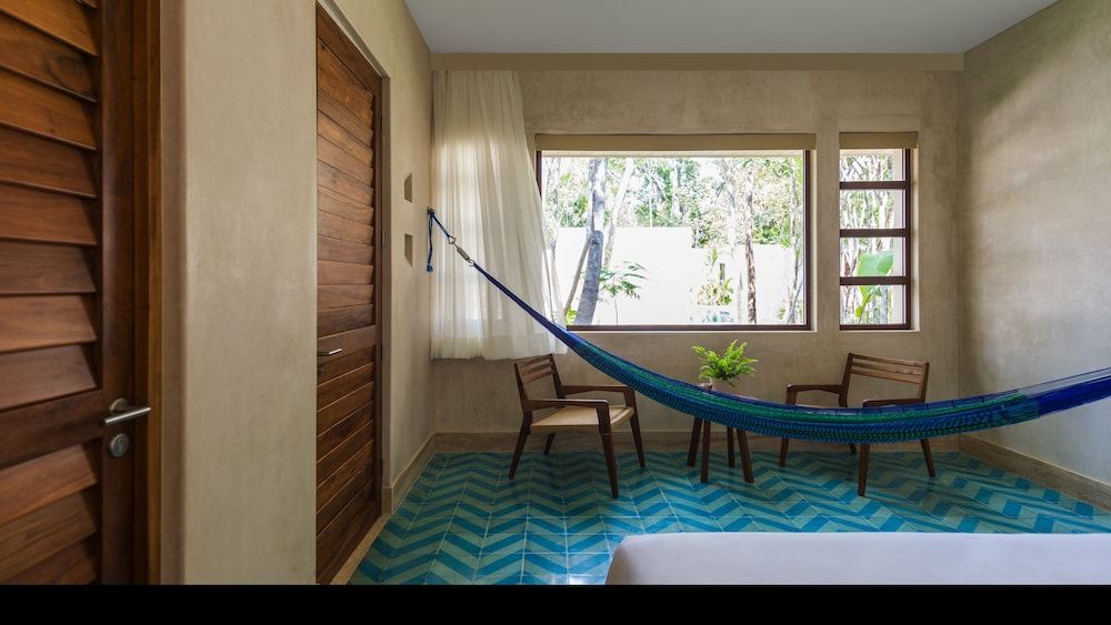 Suite Superior, Pool View, Balcony/Patio