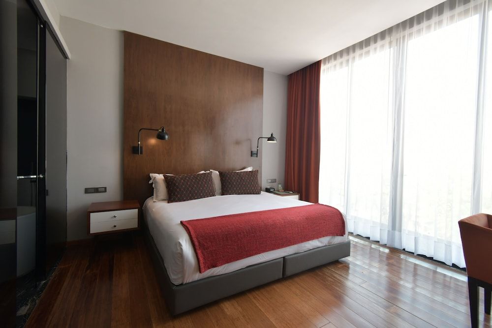 Hotel Love It CAS Consulate Junior Suite 3