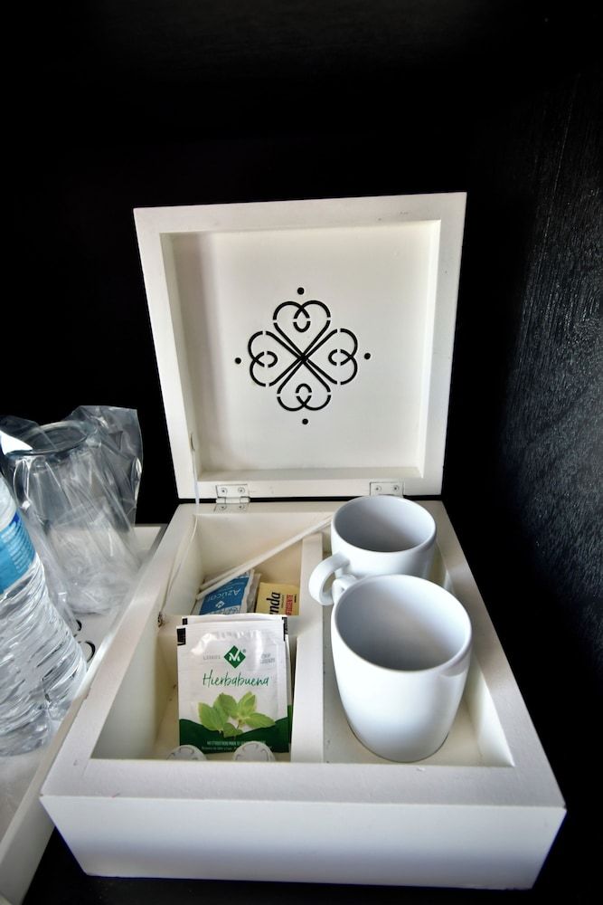 Hotel Love It CAS Consulate Superior Suite 11