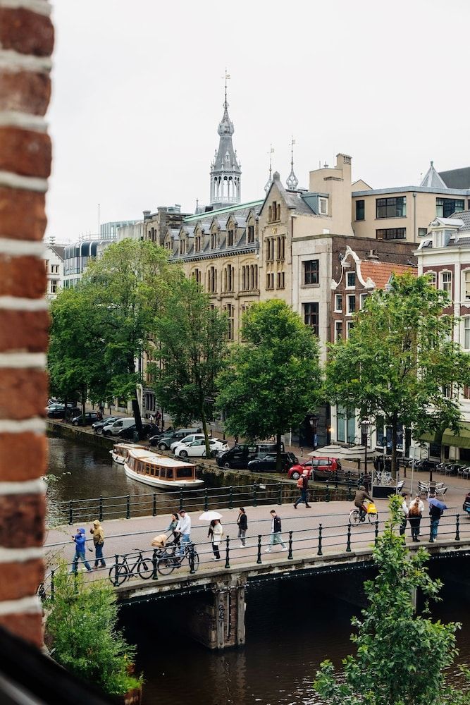 The Hoxton, Amsterdam Cosy with canal view 5