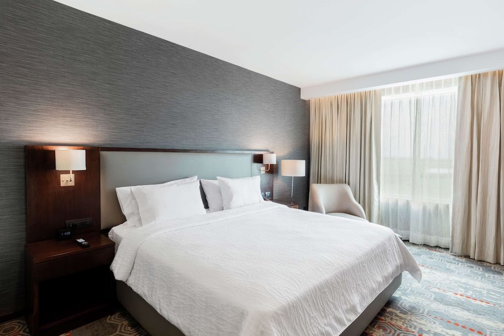 Deluxe Room, 1 King Bed