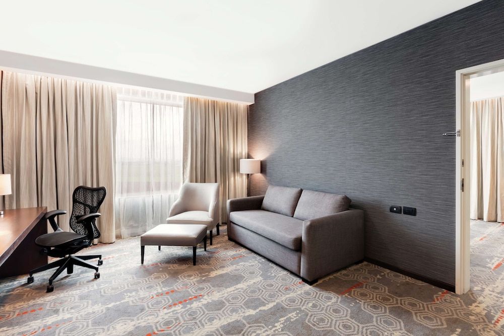 Suite, 1 Bedroom, Balcony