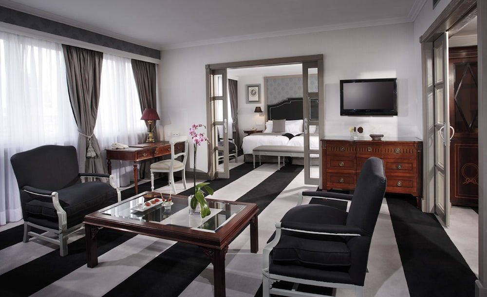 undefined Melia Castilla 6