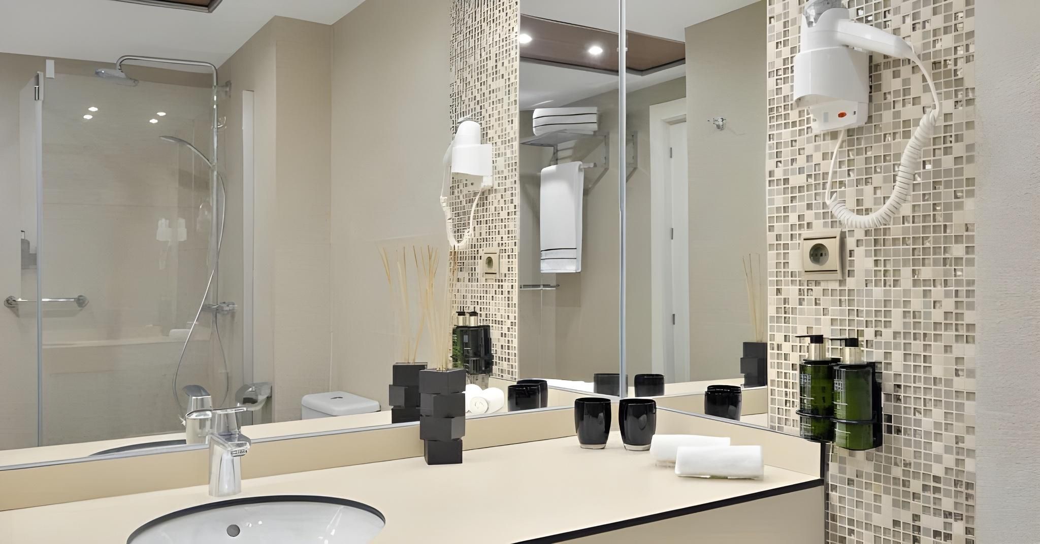 Melia Costa del Sol Junior Suite The Level 3