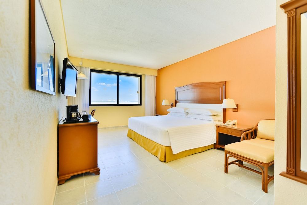 undefined Occidental Tucancún All Inclusive 5
