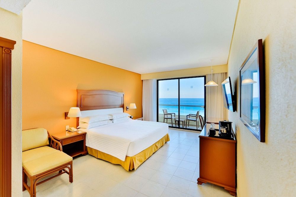 undefined Occidental Tucancún All Inclusive 2