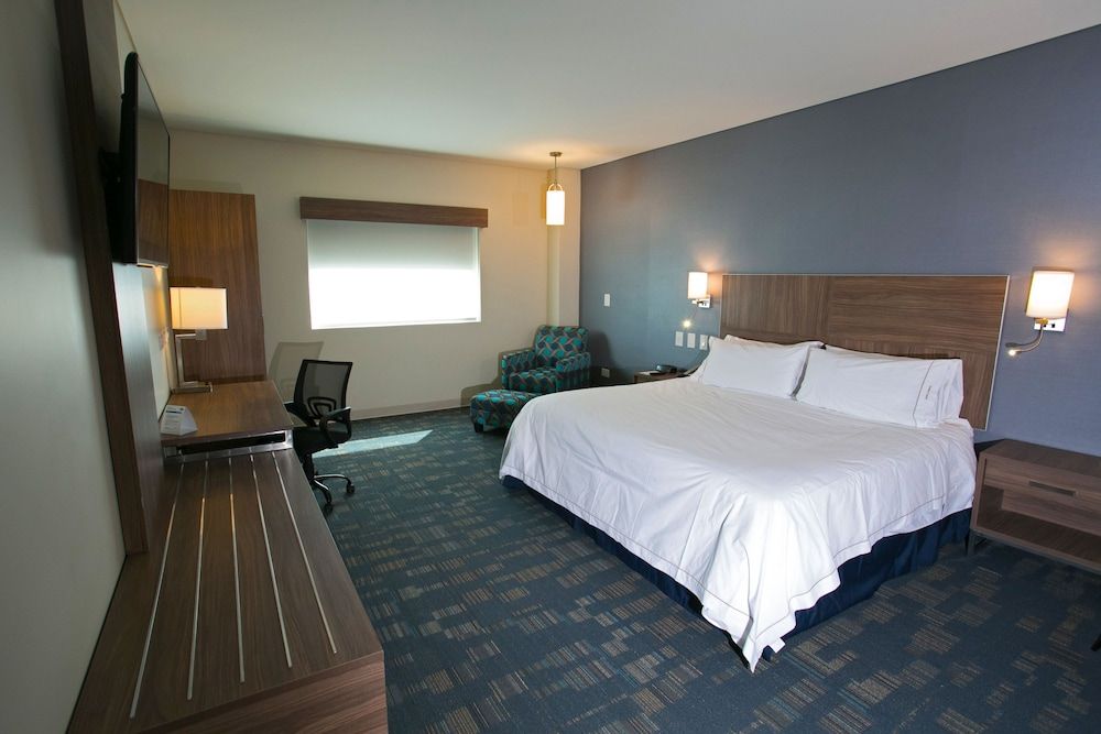 Standard Room, 1 King Bed, Accessible