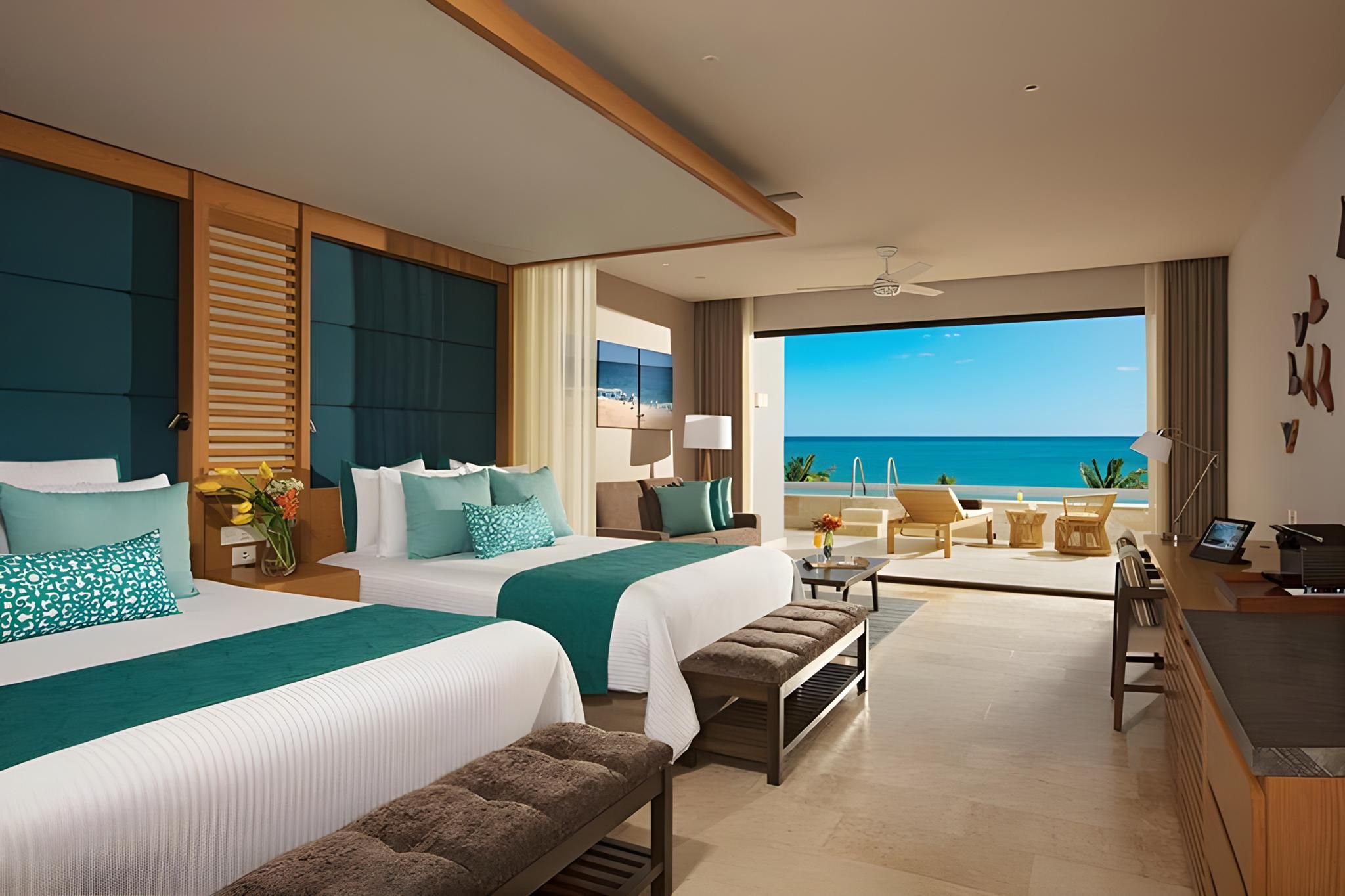 Junior Suite Partial Ocean View - Two Queen Beds - All Inclusive