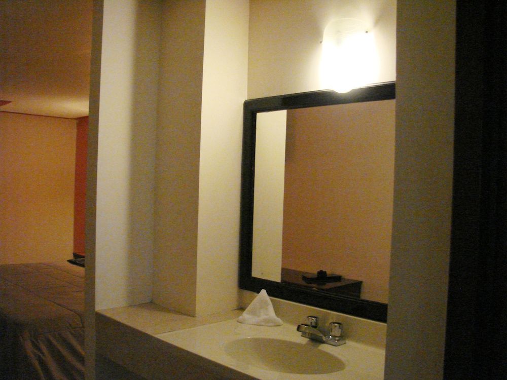 Hotel Inn Plaza del Angel Chihuahua Standard Room 4