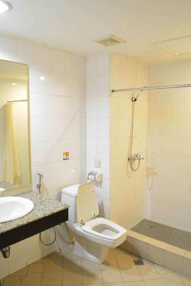 Grace Hotel Lahad Datu Superior Twin Room 2