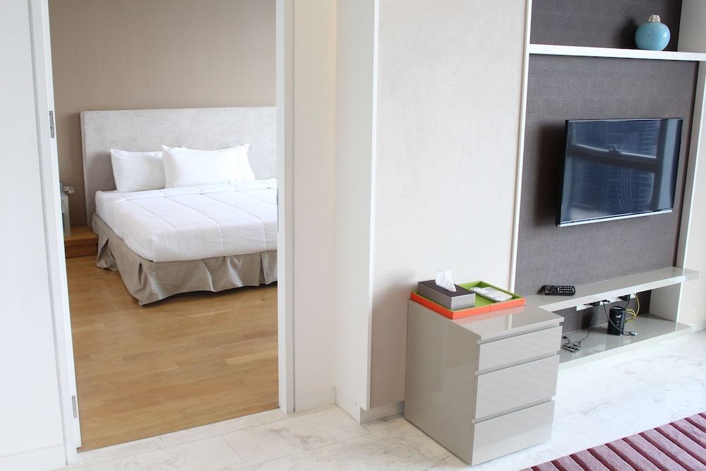 undefined Royal Apartment at Platinum KL 9