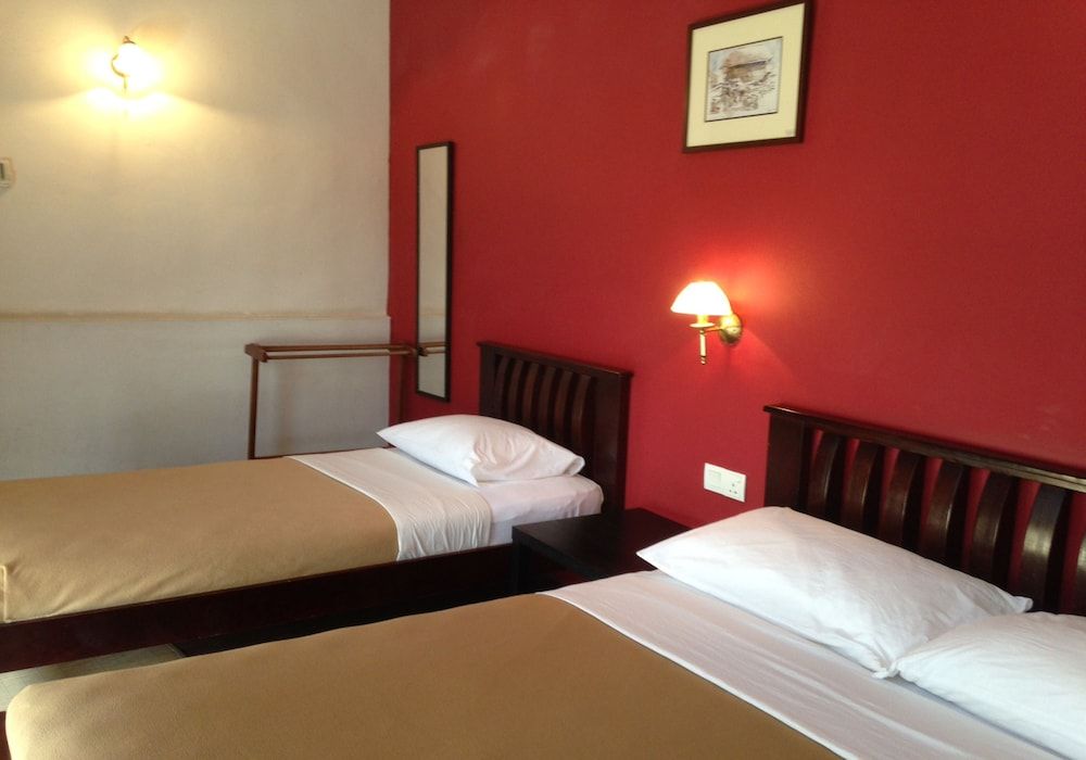 Old Penang Guesthouse - Hostel Triple Room, Shared Bathroom 2