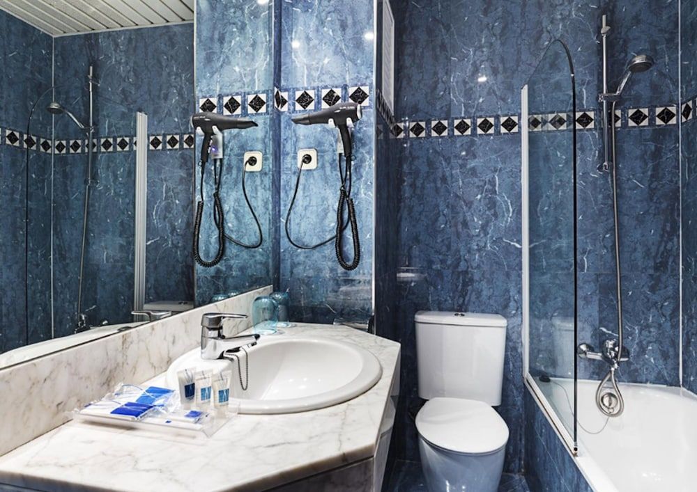 undefined Exe Sevilla Macarena 10