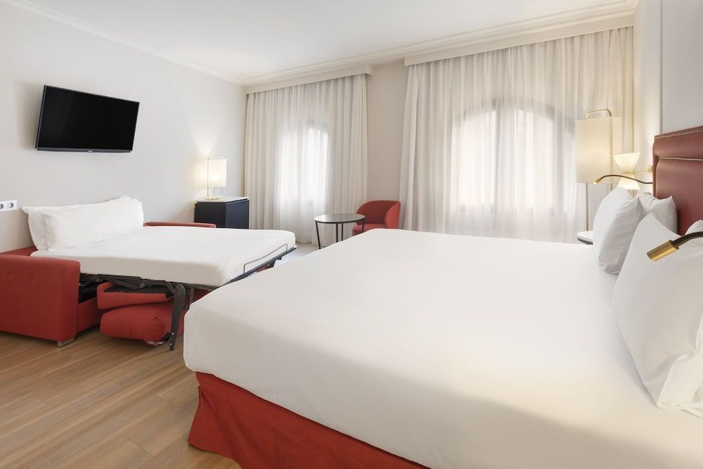 undefined Exe Sevilla Macarena 4