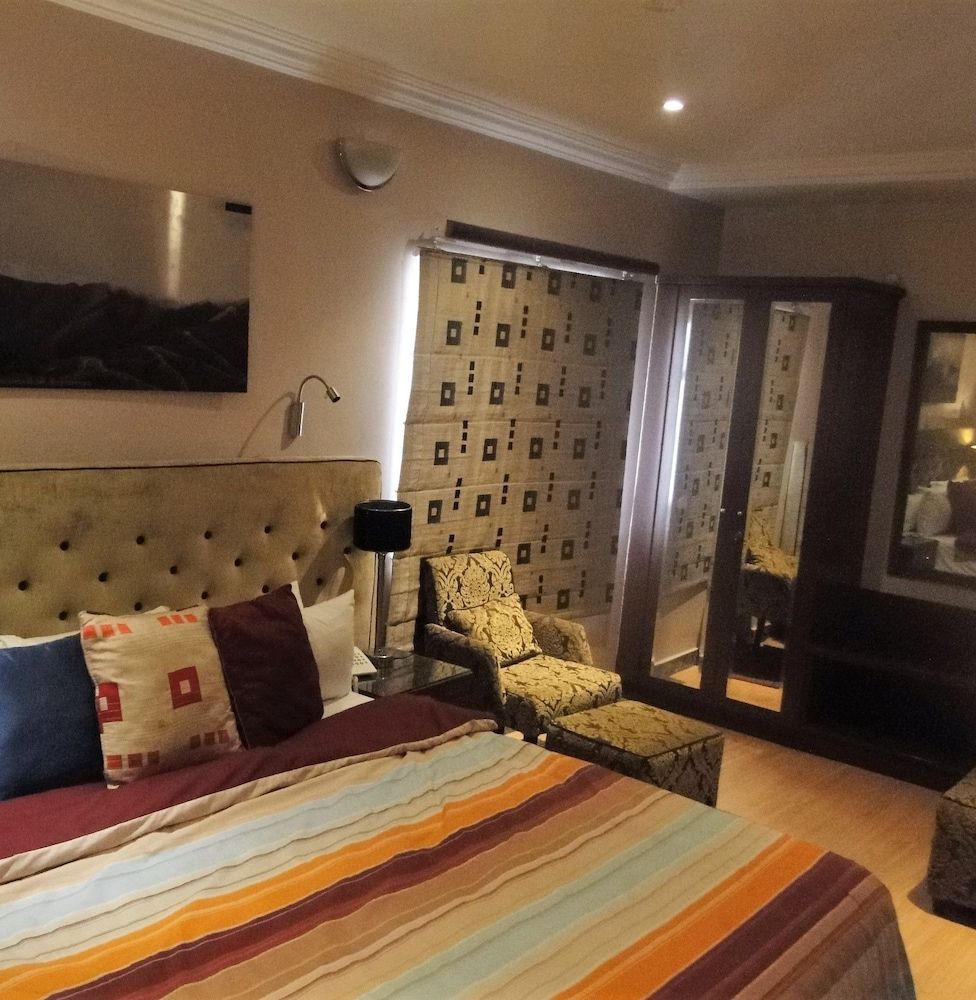 Capital Inn Plus Diplomatic Room 2