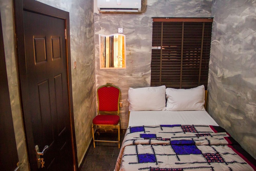 Presidential Room