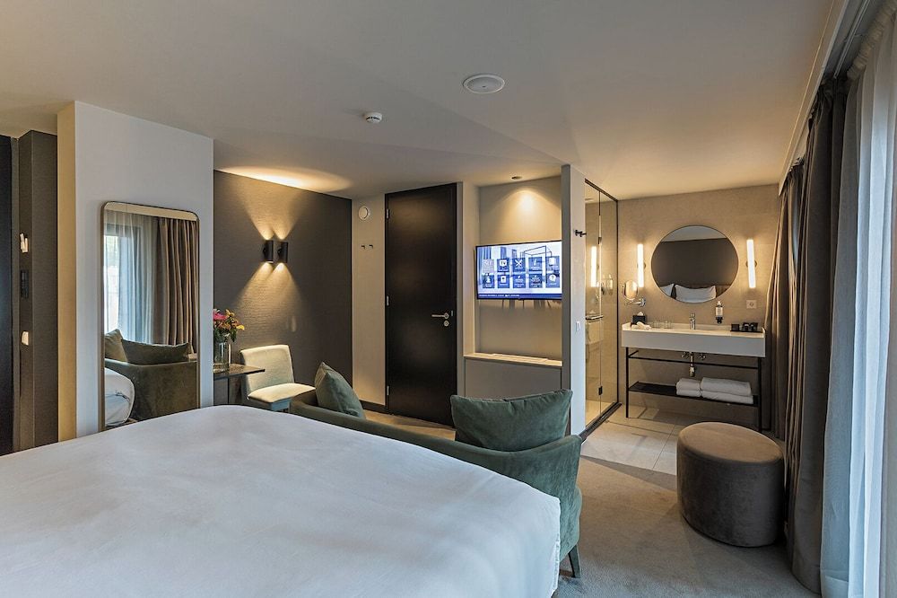 Pestana Amsterdam Riverside Deluxe Room