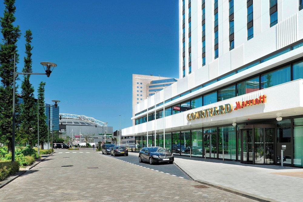 undefined Courtyard Amsterdam Arena Atlas 9