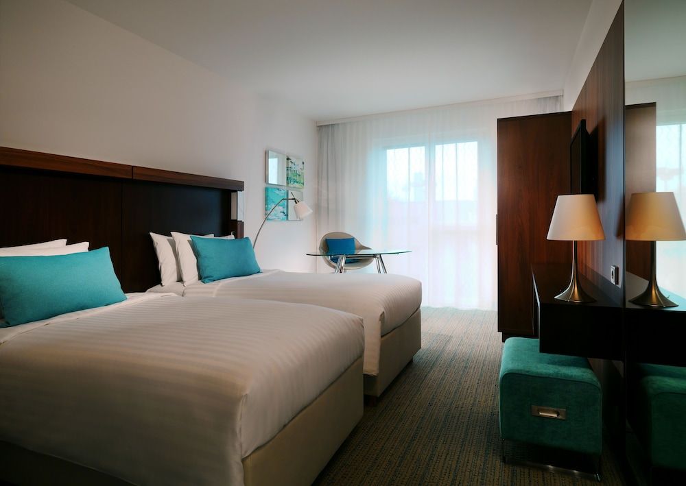 Courtyard by Marriott Amsterdam Standard Twin Room, 2 Twin Beds 4