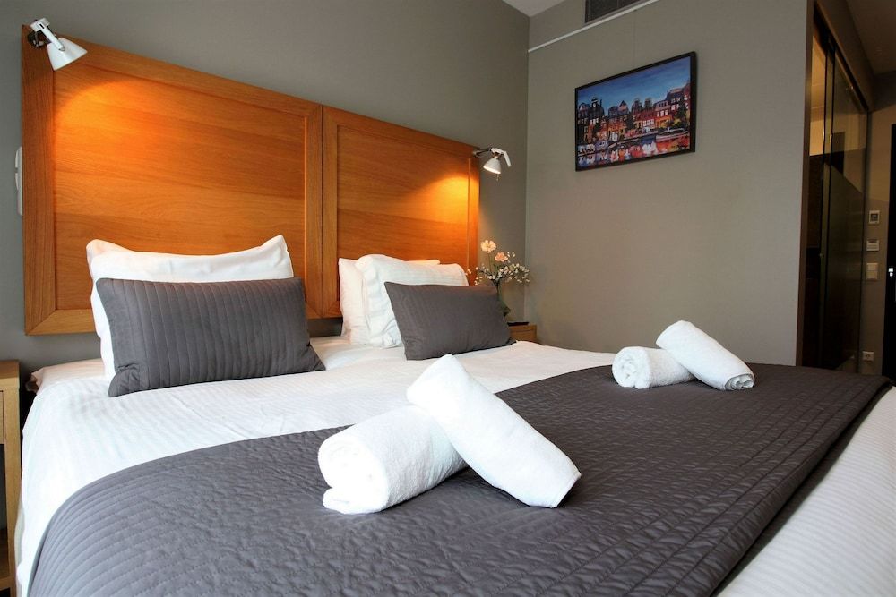 undefined The Bank Hotel 2