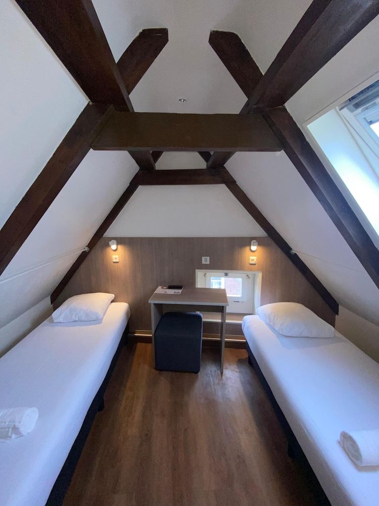 undefined Hotel Old Quarter 7