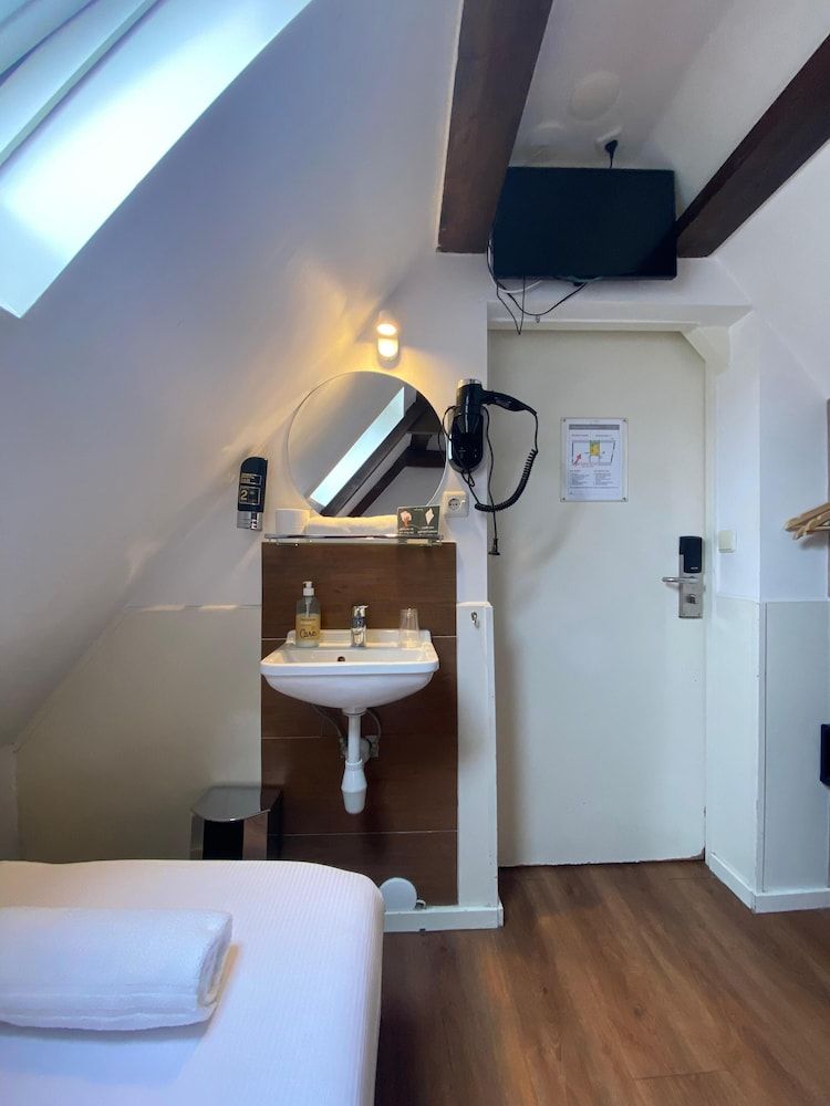 undefined Hotel Old Quarter 6