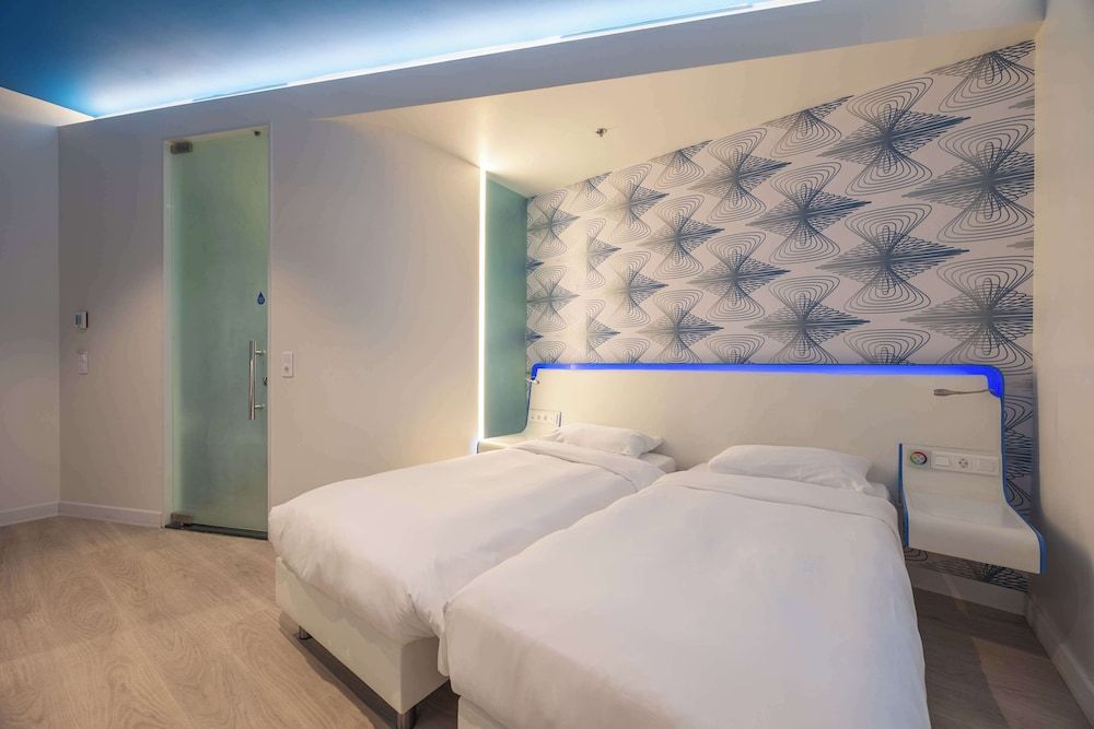 Park Inn By Radisson Amsterdam City West Standard Room 6