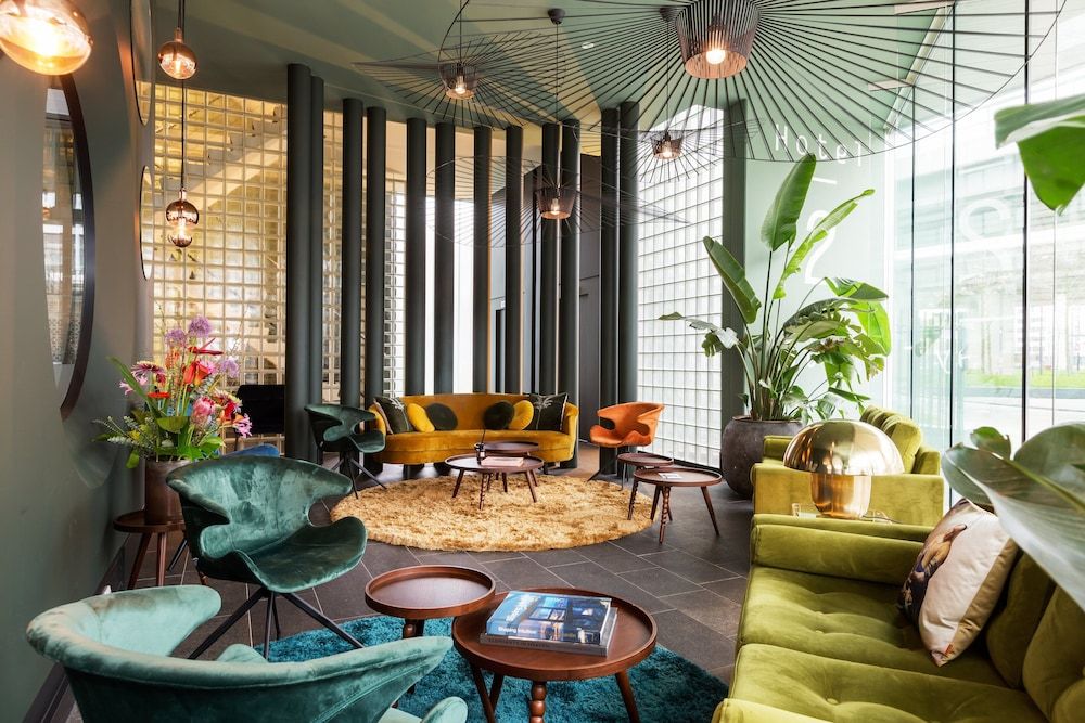 undefined Hotel2Stay