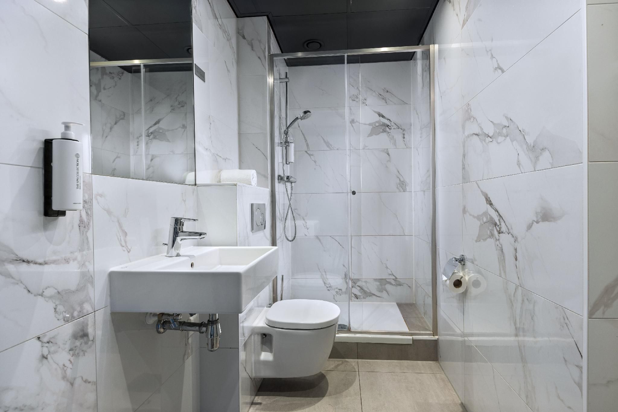 undefined Hotel2Stay 5