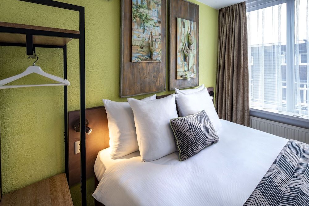 Hotel Jupiter Comfort Double or Twin Room 12