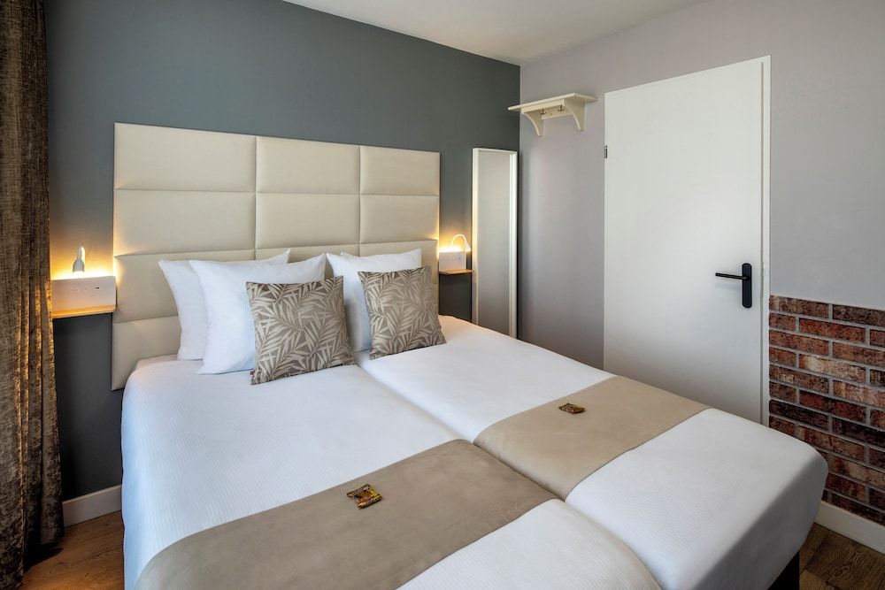 Hotel Jupiter Comfort Double or Twin Room 16