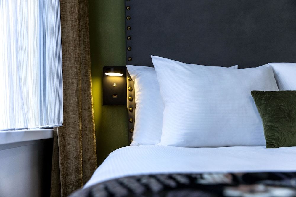 Hotel Jupiter Comfort Double or Twin Room 9