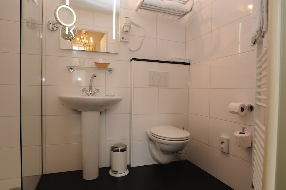 Hotel De Gulden Waagen Standard Room, 2 Twin Beds 10