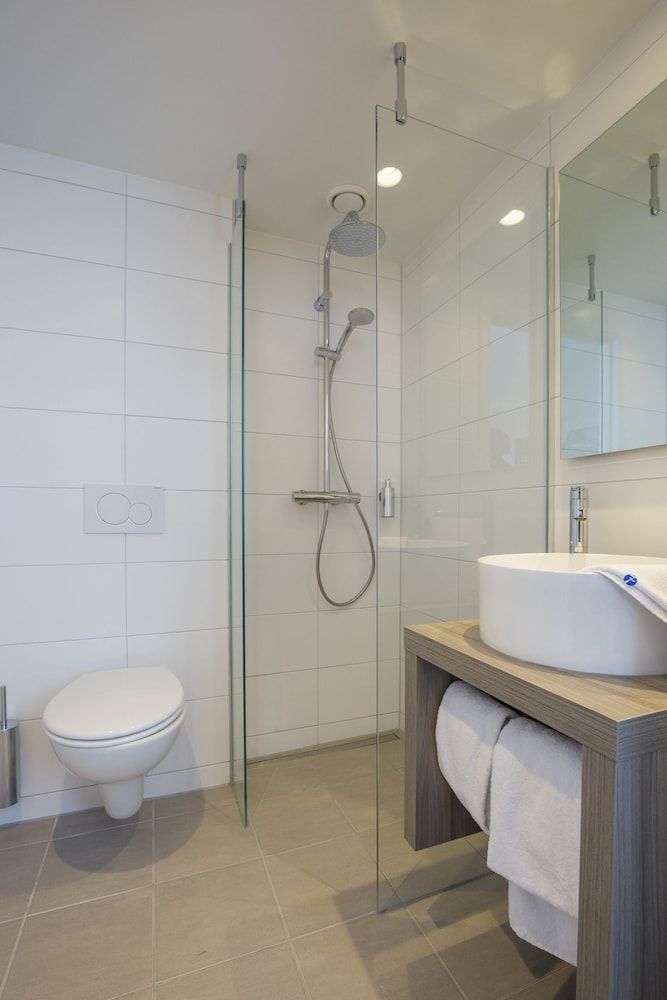 Double Room (Small)