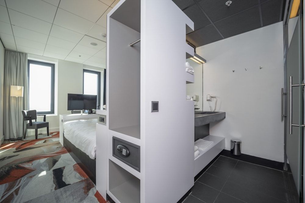 Fletcher Wellness - Hotel Leiden Comfort Double Room 3