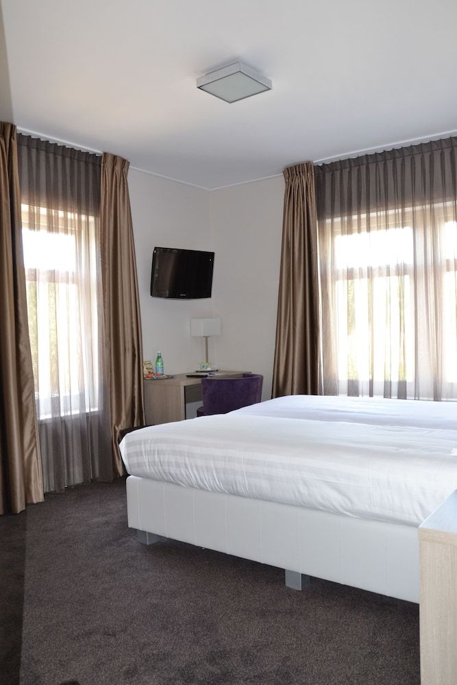 Fletcher Hotel - Restaurant Duinzicht Spacious Comfort Double Room with Balcony 2