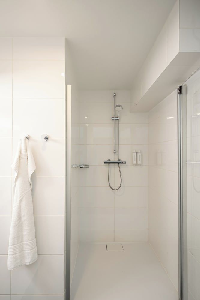 YAYS Amsterdam Salthouse Canal by Numa L2 Bedroom Apartment, Sofa Bed, Duplex 6