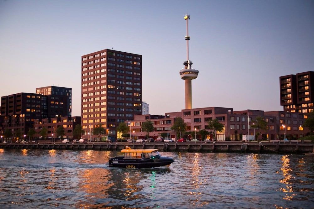 undefined PREMIER SUITES PLUS Rotterdam 5