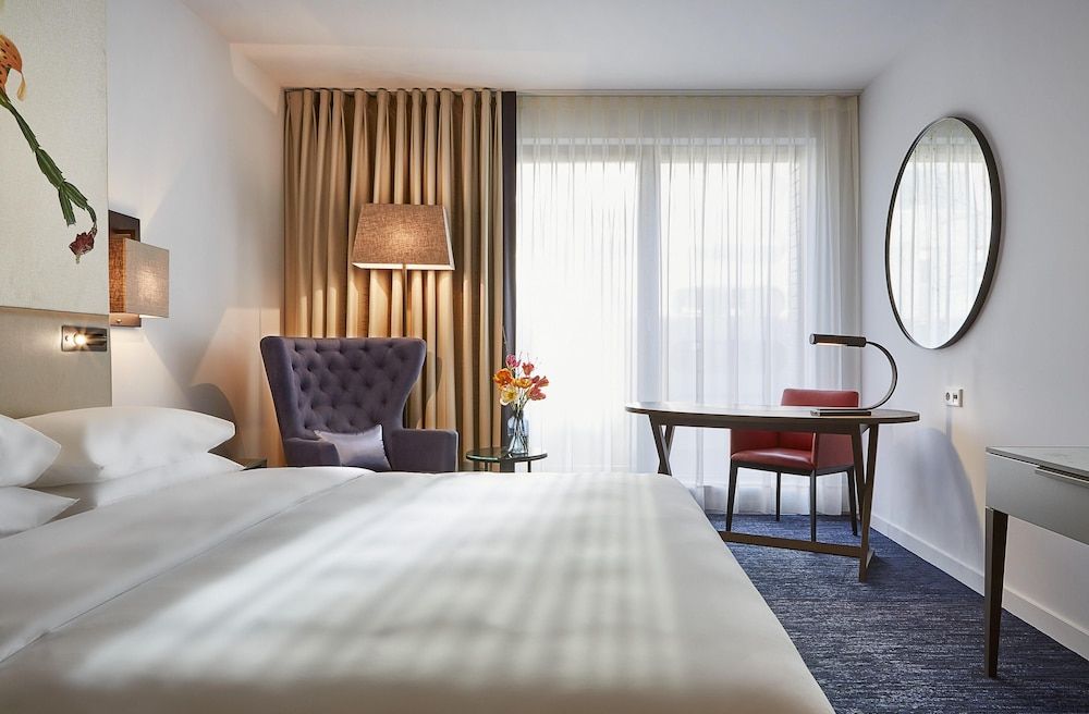 undefined Hyatt Regency Amsterdam 9