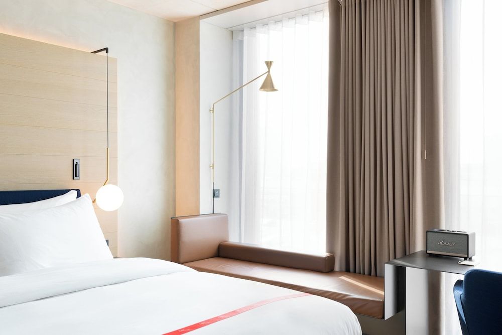 undefined Ruby Emma Hotel Amsterdam 3
