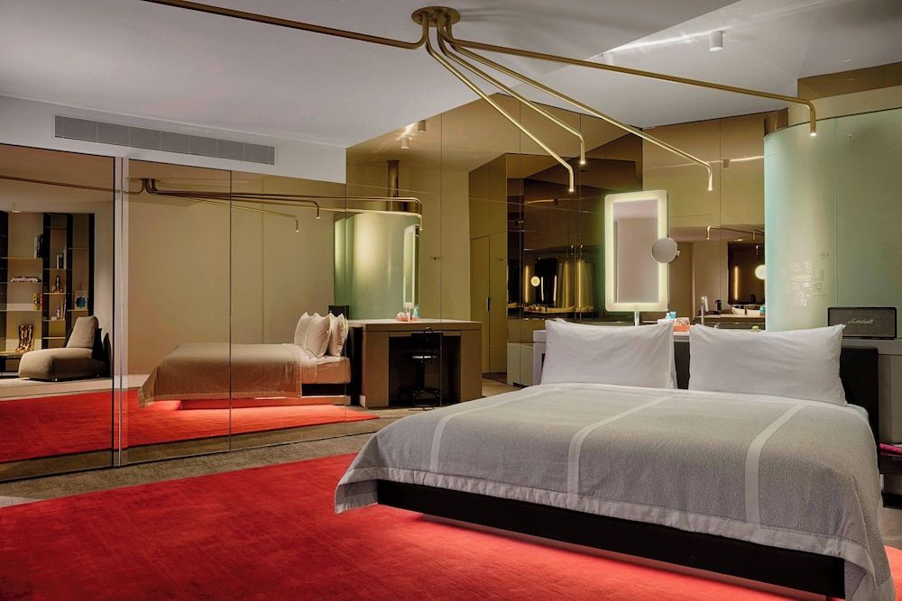 undefined W Amsterdam 9