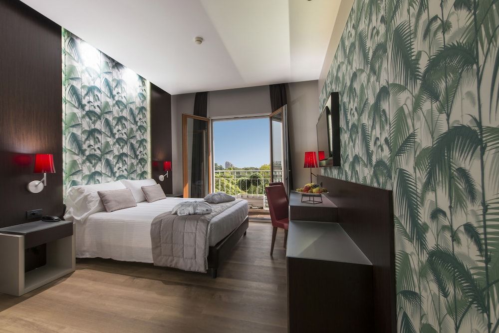 undefined Hotel Manin 6