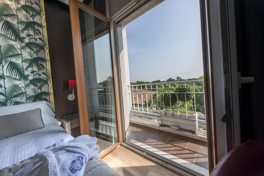 undefined Hotel Manin 8