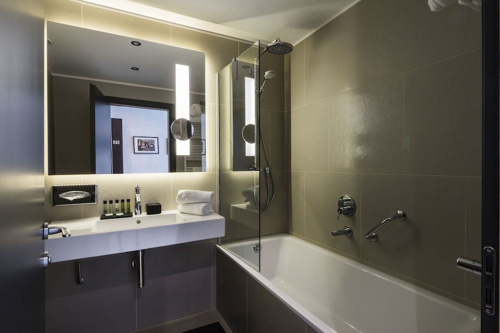 undefined Hotel Manin 10