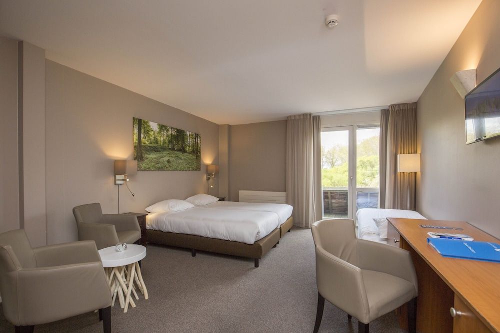 Small Double Room With Terrace