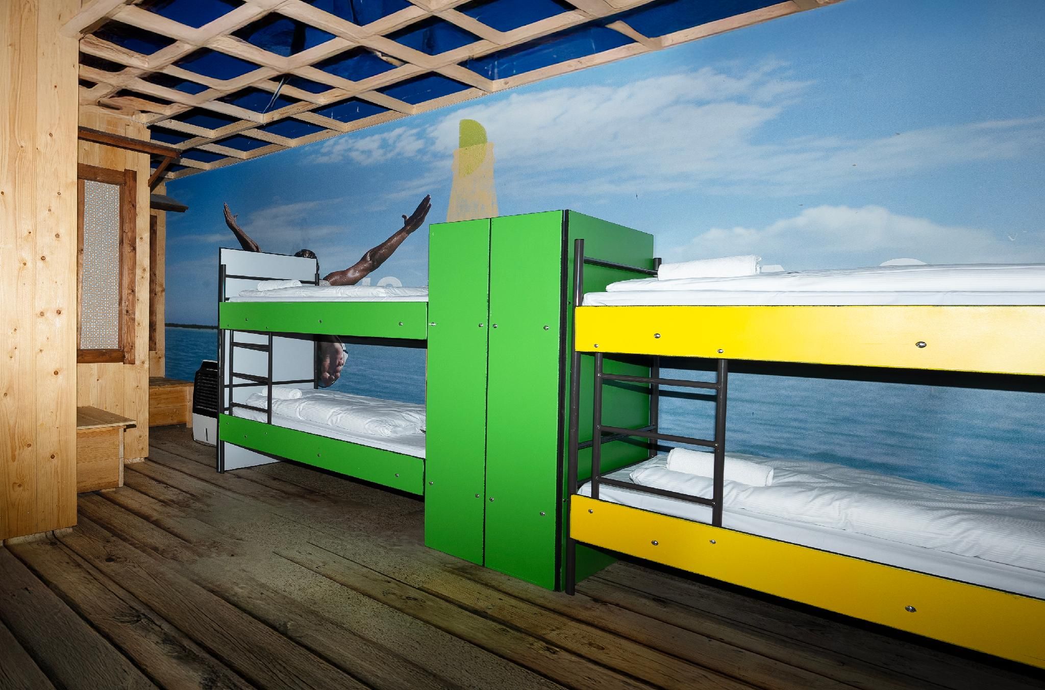 undefined Amsterdam Teleport Hotel 6