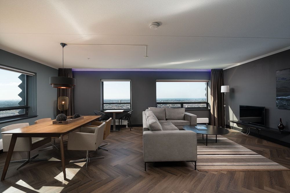 Panoramic Apartment, 1 Bedroom (39th floor 773)