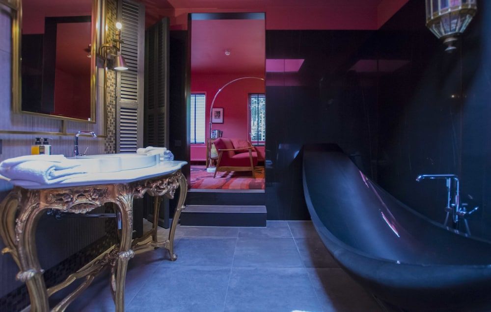 Boutiquehotel Staats Presidential Suite, 1 King Bed, Bathtub, Ground Floor 7